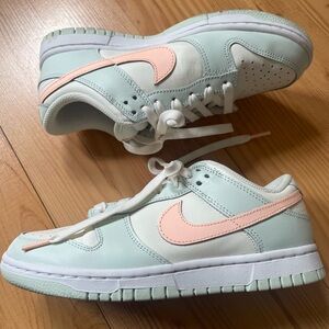 Nike Dunks